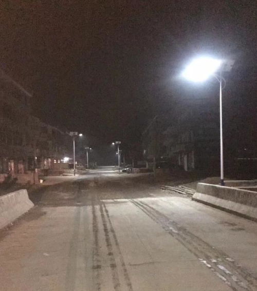 南昌易美特照明 專業(yè)太陽能LED路燈與高桿燈生產(chǎn)解決方案